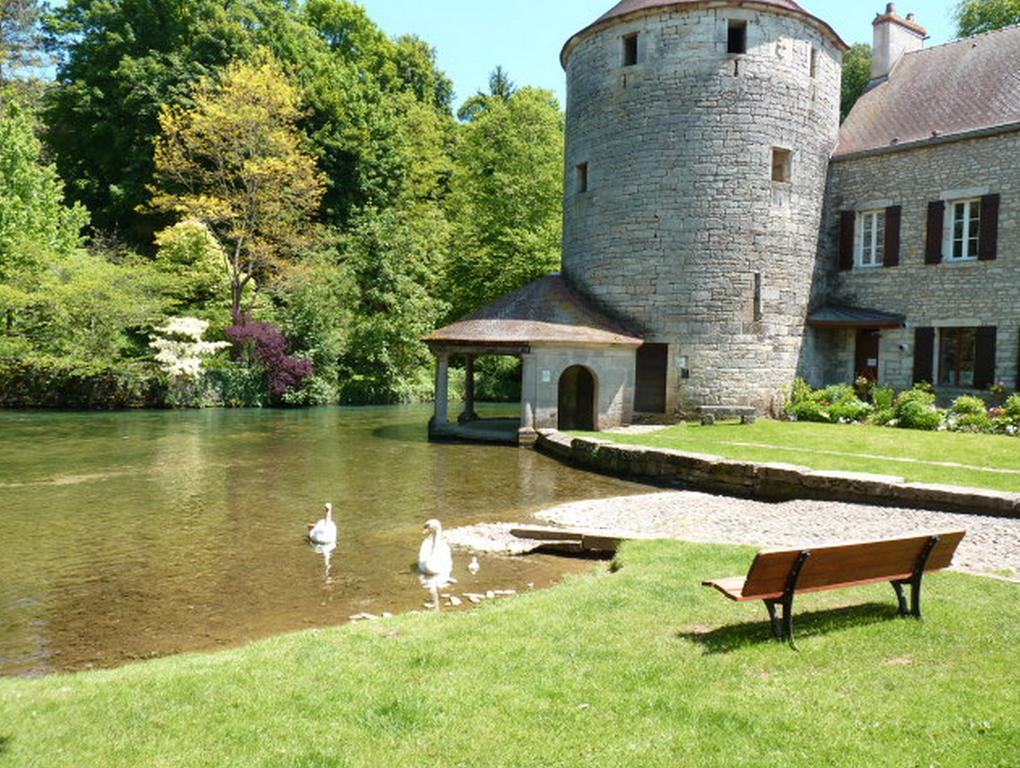 Le Gite Du Petit Lavoir Beze Phòng bức ảnh